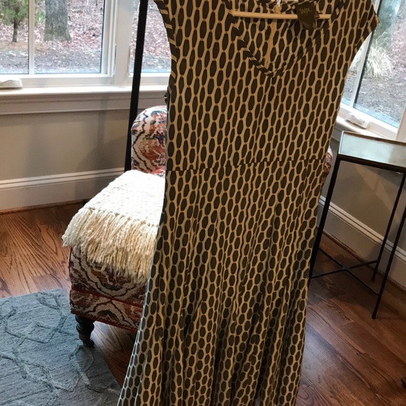 Perfect work dress - Picture 2 of 4